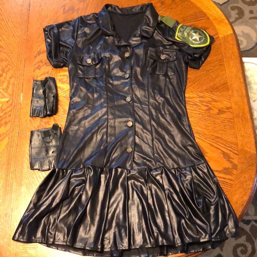 Sexy police office Halloween costume